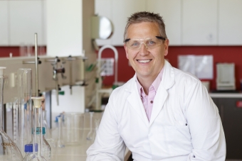 Professor Pall Thordarson in the Lab